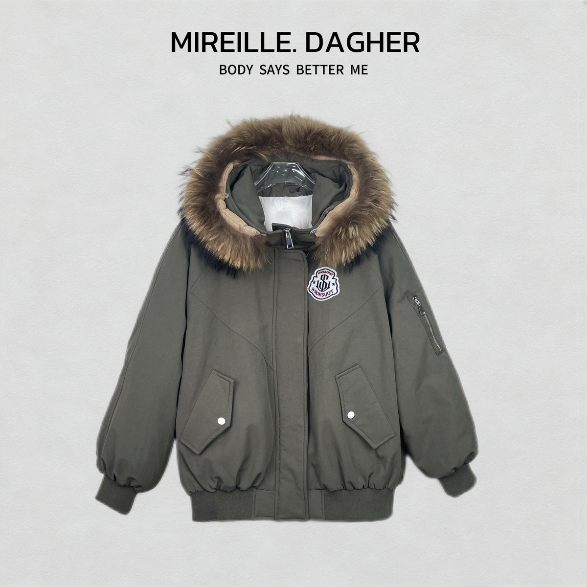 米莱Jiaer/新款时尚带毛领羽绒派克外套29840