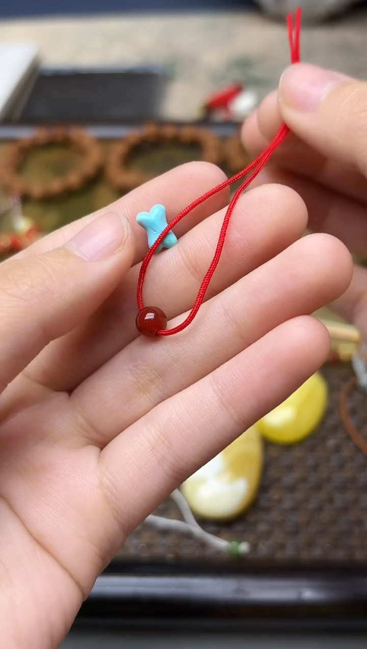 未镶嵌车挂玛瑙/玉髓玛瑙骨头配饰GW