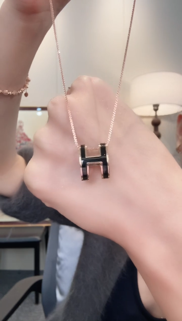 18K金镶嵌定制和田玉18K金和田玉吊坠不含链