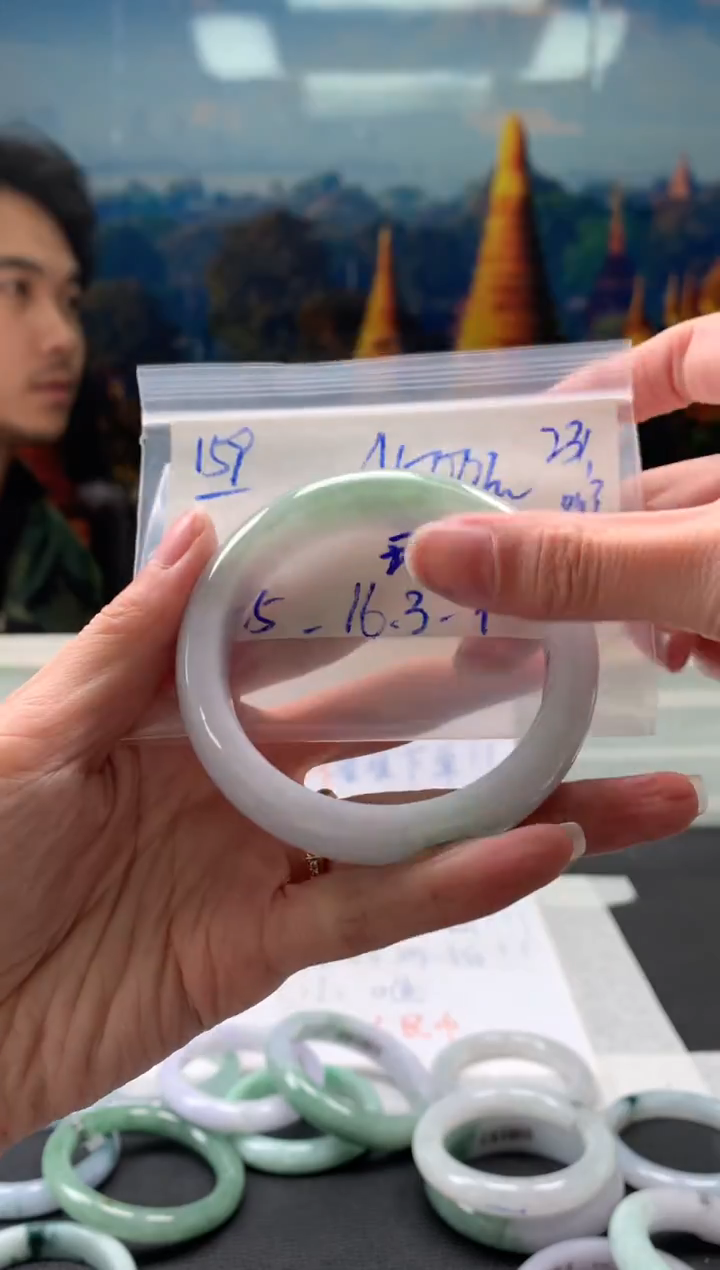 【闪购商品】翡翠手镯未镶嵌翡翠手镯 下单联系小耳机#159