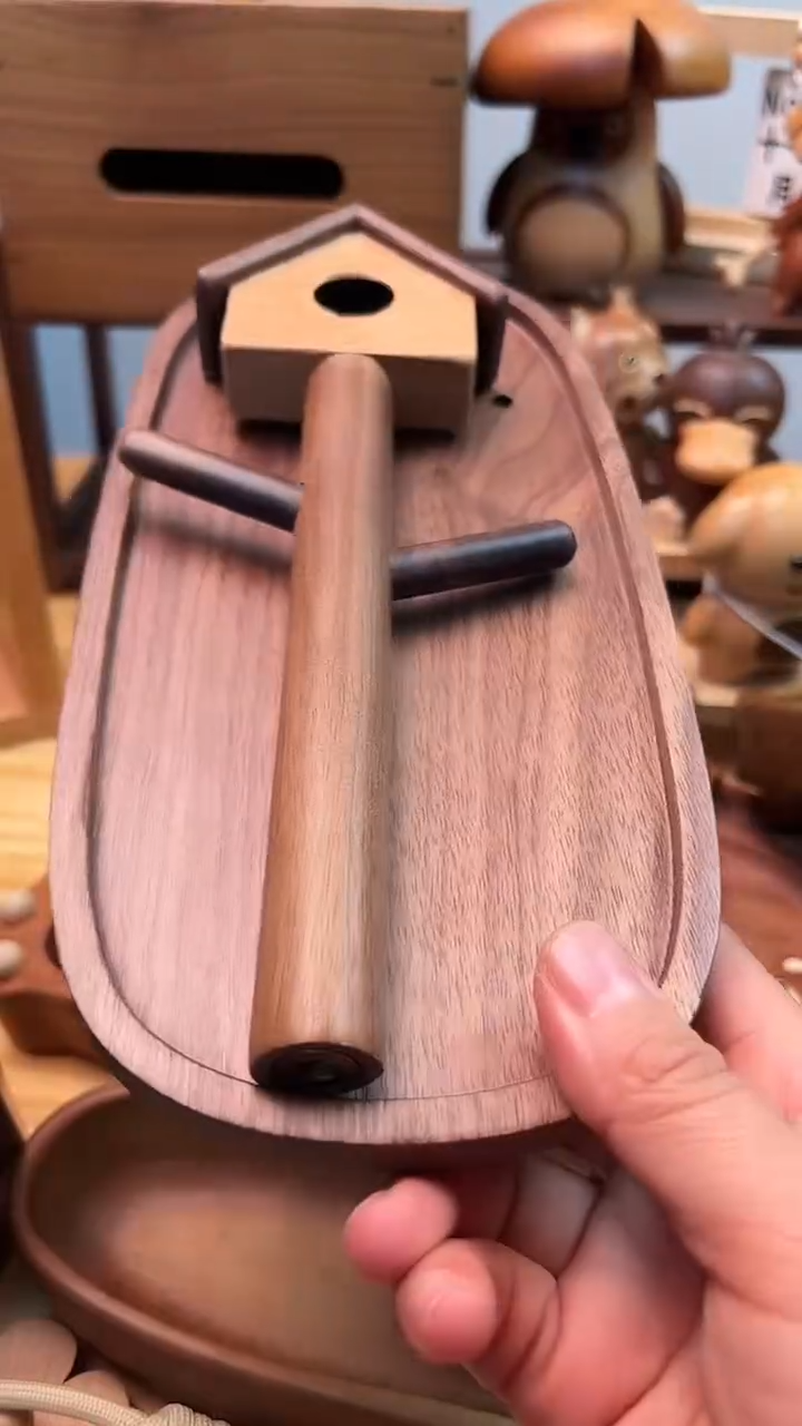 木质树屋玄关架      