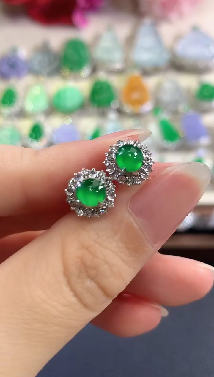 18K金镶嵌翡翠耳饰C25