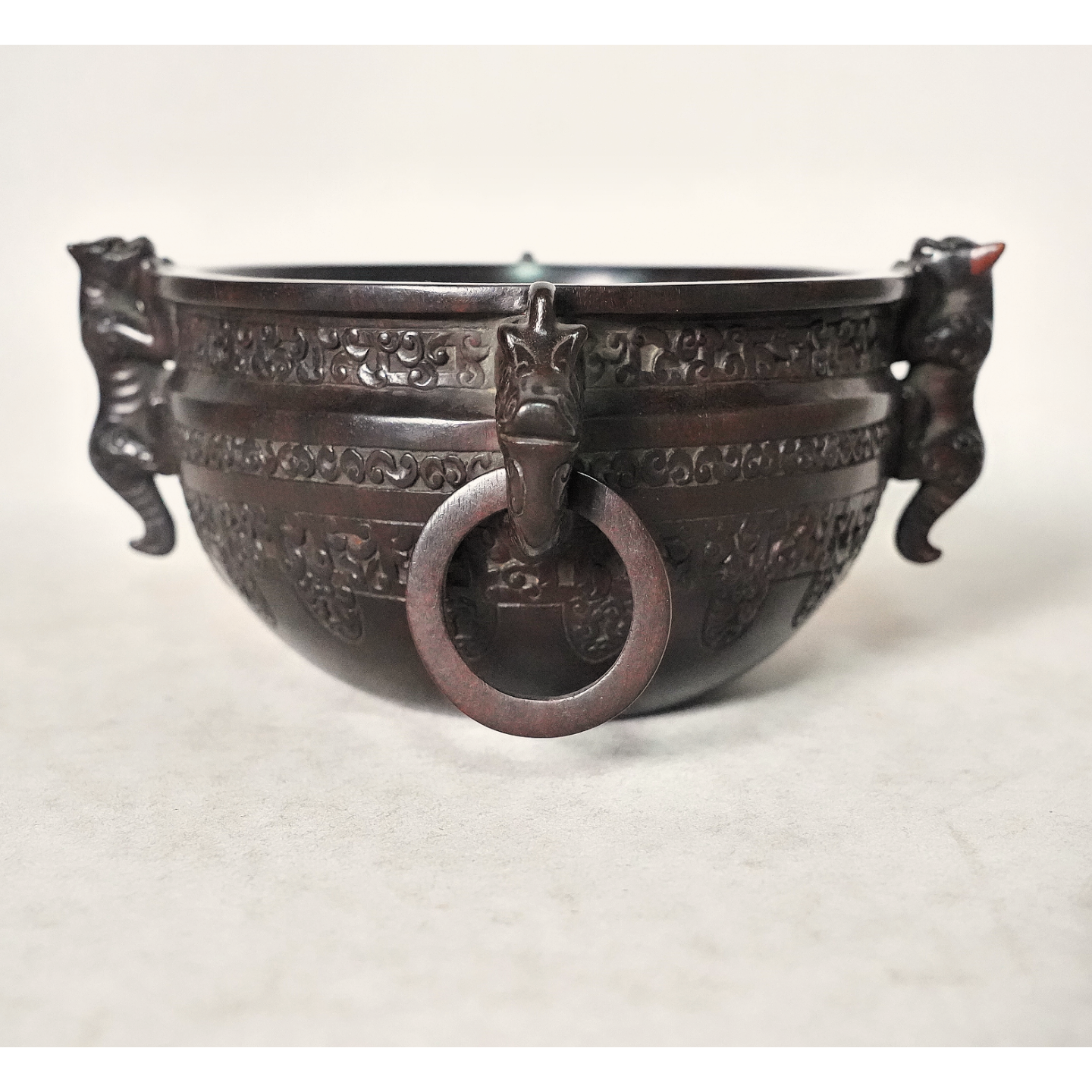 文华开物第228期拍品 13 清代 紫檀香薰