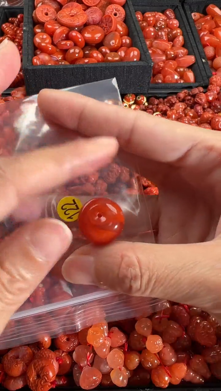 【闪购商品】南红玛瑙颈饰未镶嵌1