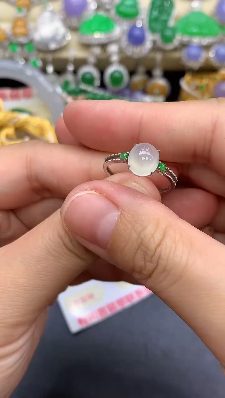 18K金镶嵌戒指翡翠281-中国好珍宝