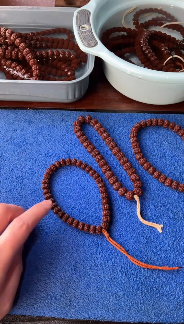 手串金刚菩提悟**张9+老树王