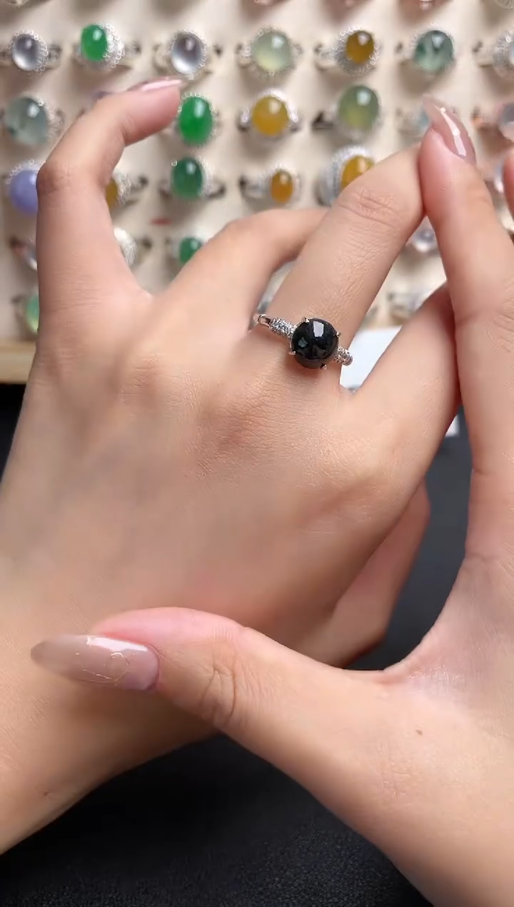 【闪购商品】翡翠戒指银S925镶嵌一物一证一礼盒