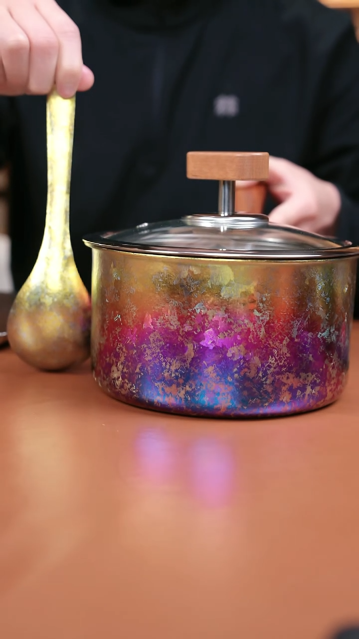 辉哥粉丝福利 大冰花纯钛锅+勺子 渐变