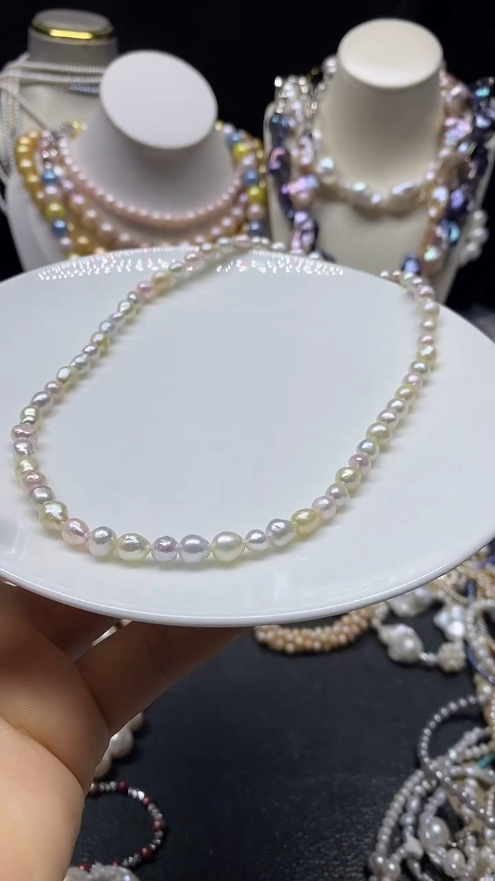 颈饰未镶嵌淡水珍珠多人