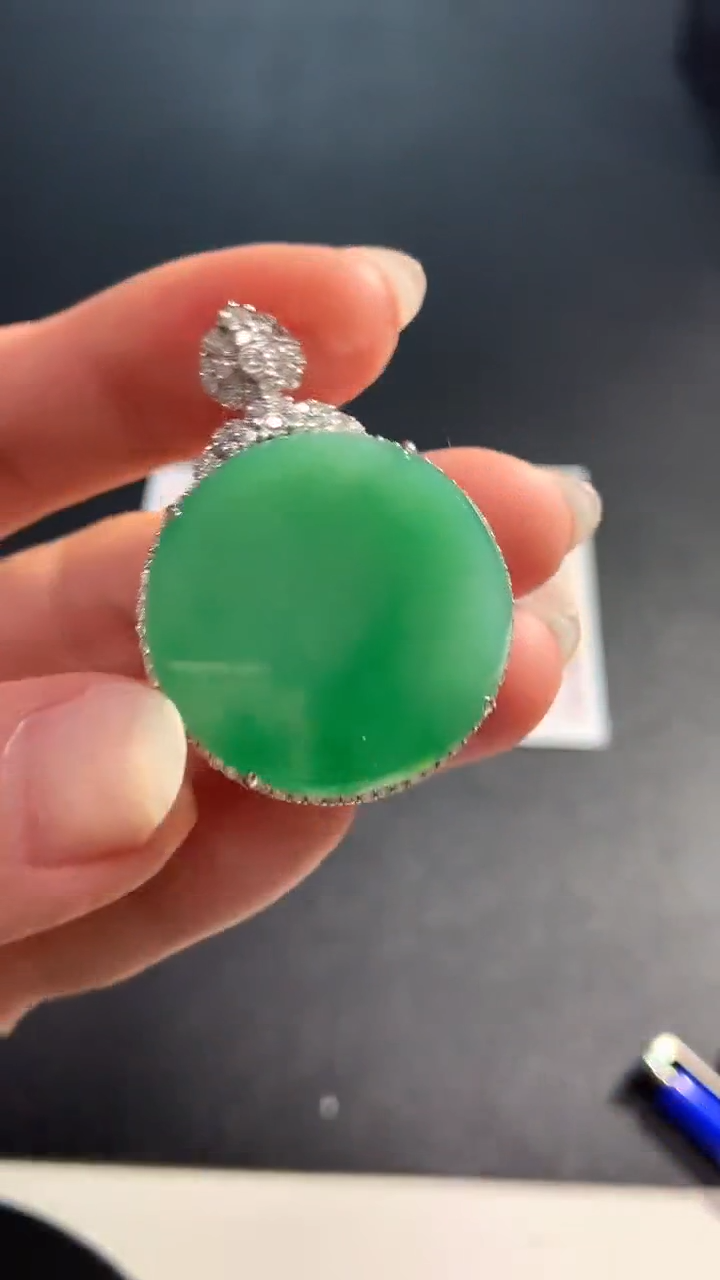 【闪购商品】翡翠吊坠(不含链)18K金镶嵌无事牌不退不换|19800+0