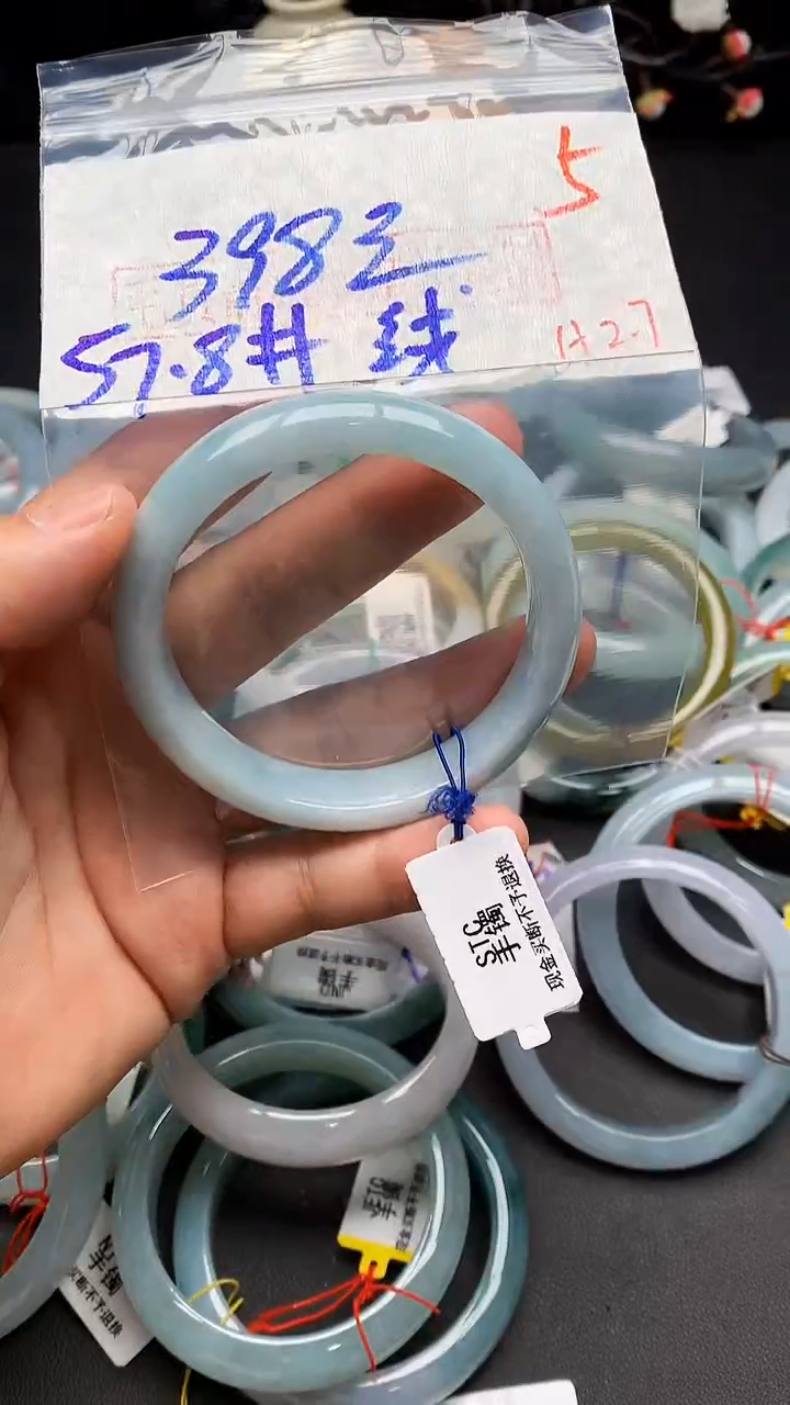 【闪购商品】定制翡翠未镶嵌毛货需精细抛光+多样性发货拍一发一