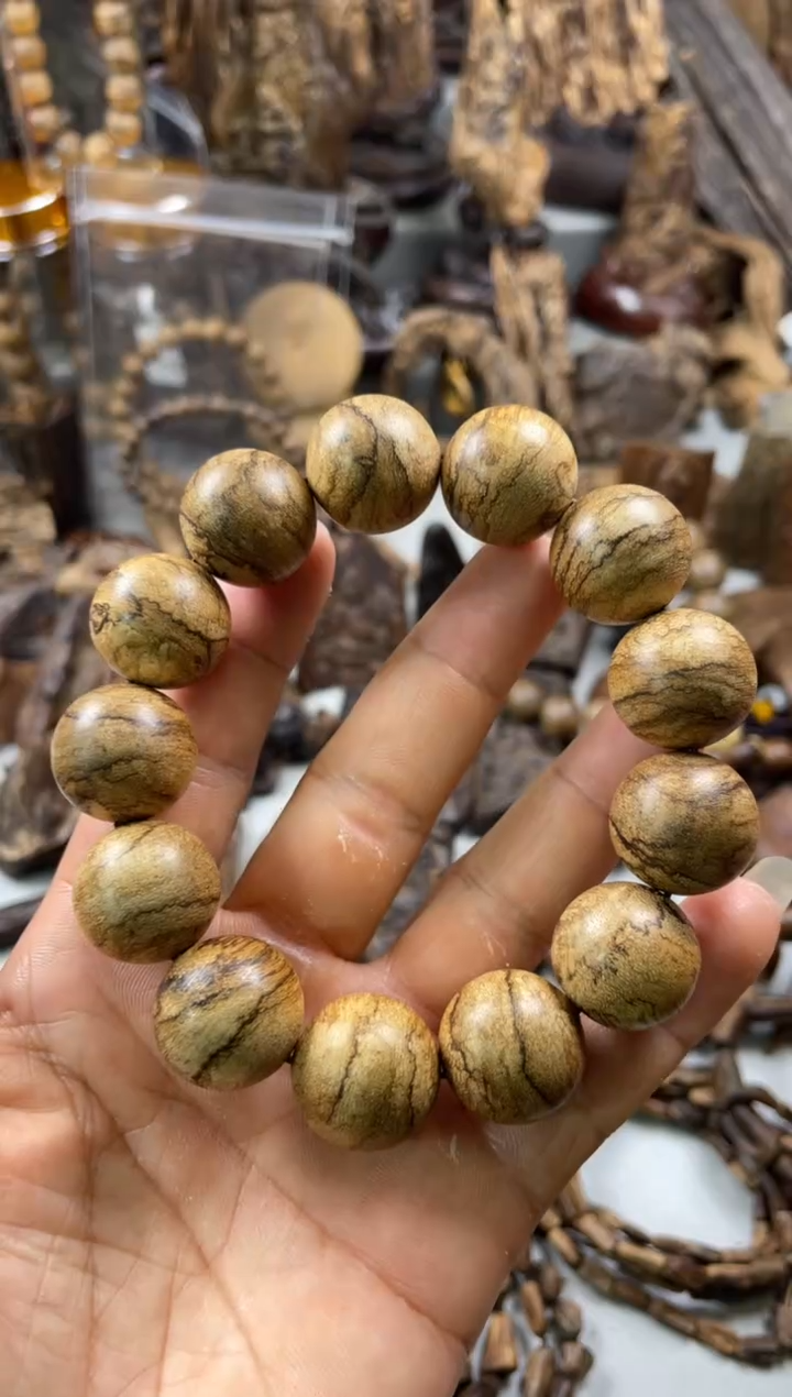 沉香碎屑沉香沉香 达拉干沉香 达拉干