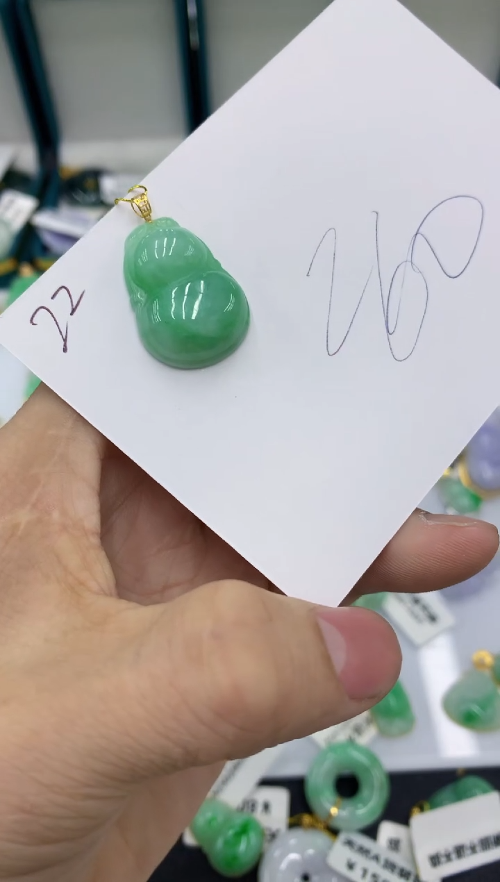 【闪购商品】翡翠颈饰18K金镶嵌11111111111