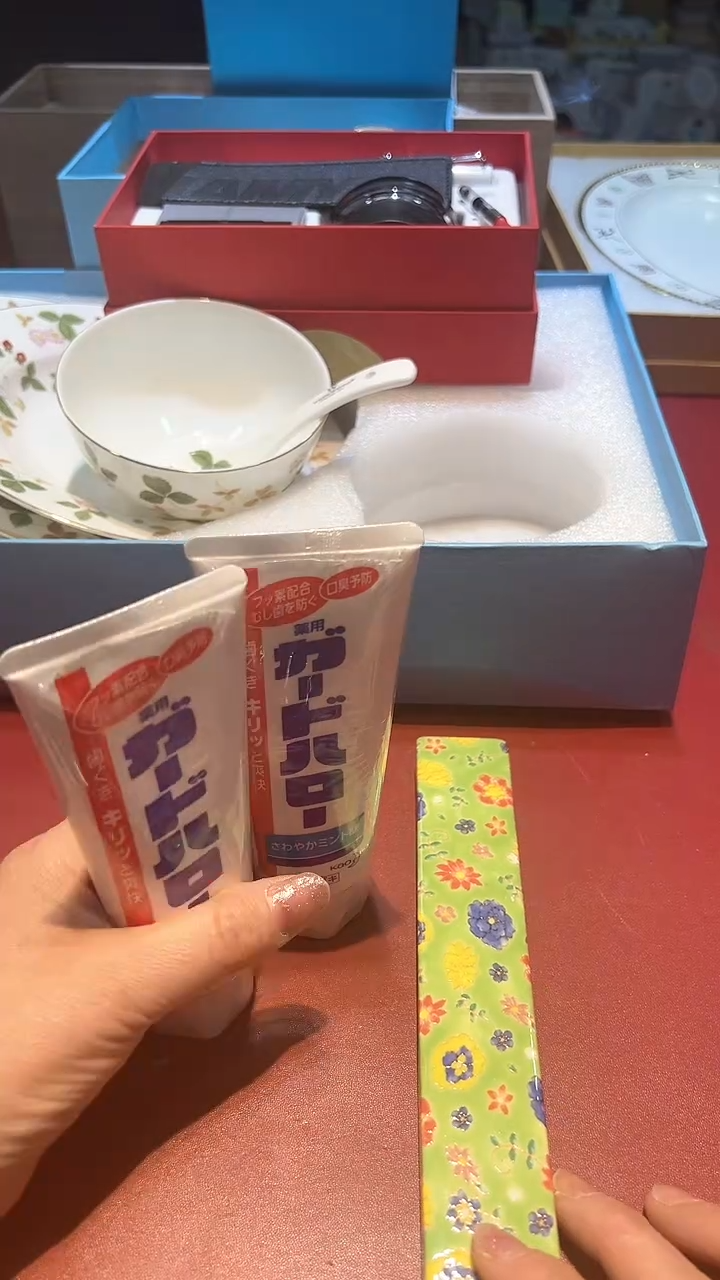 【闪购商品】瓷片锅碗瓢盆一件不剩