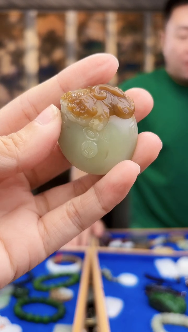未镶嵌和田玉挂件拍一发一