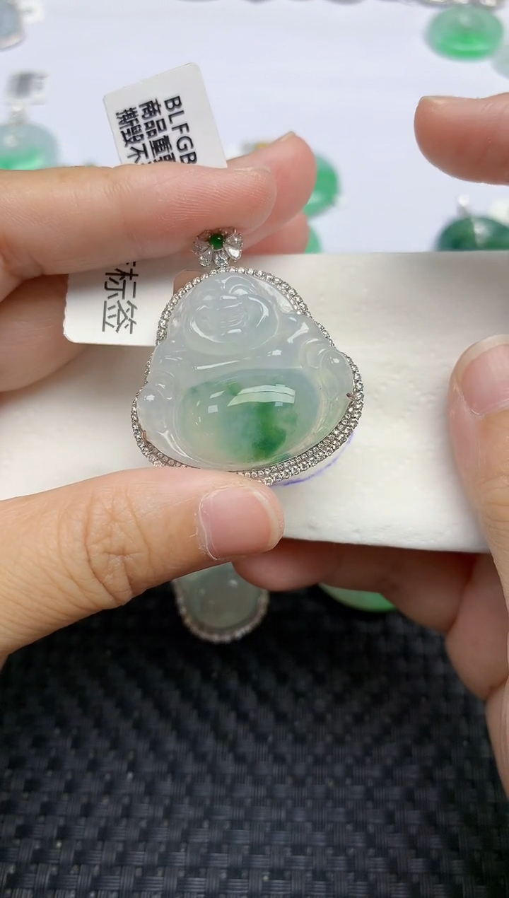 颈饰18K金镶嵌翡翠天然缅甸A货翡翠百元以上9元证书费自理