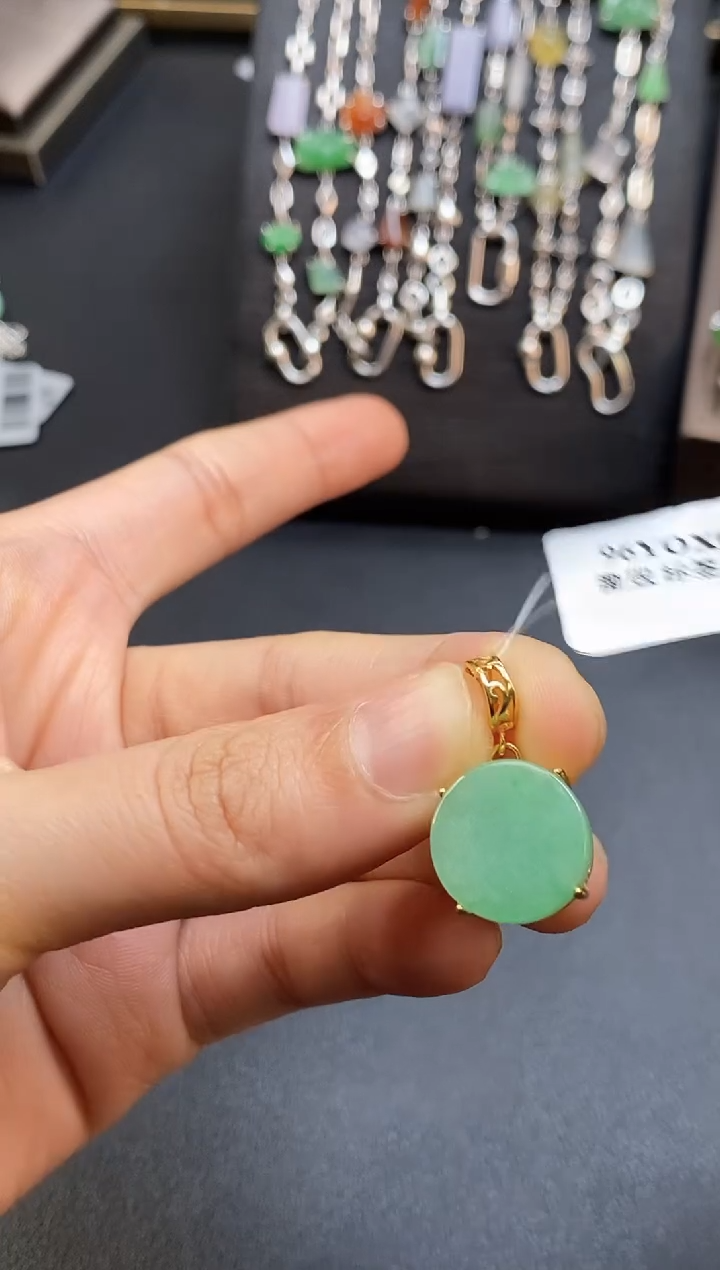 颈饰银S925镶嵌翡翠17279多样性发一