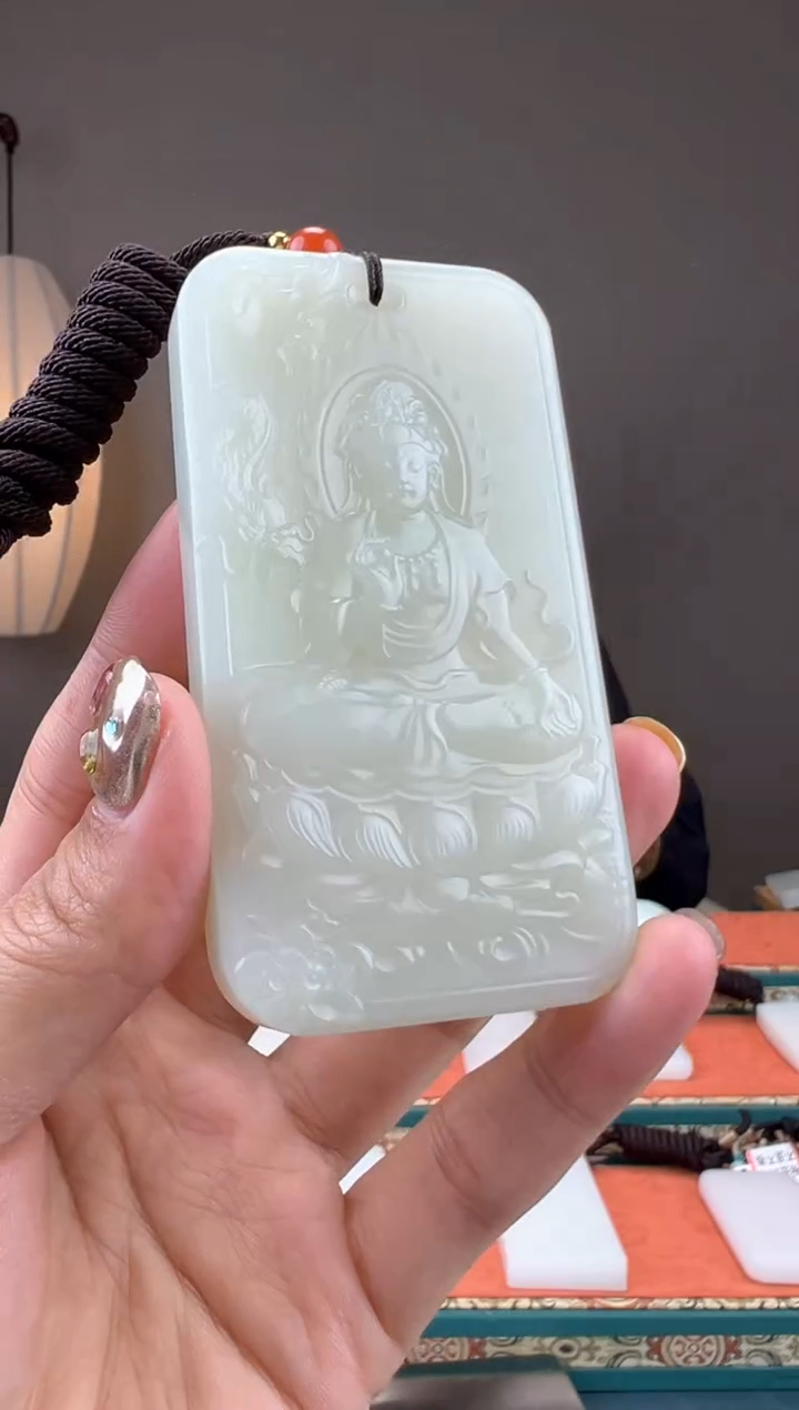 【闪购商品】和田玉颈饰未镶嵌1