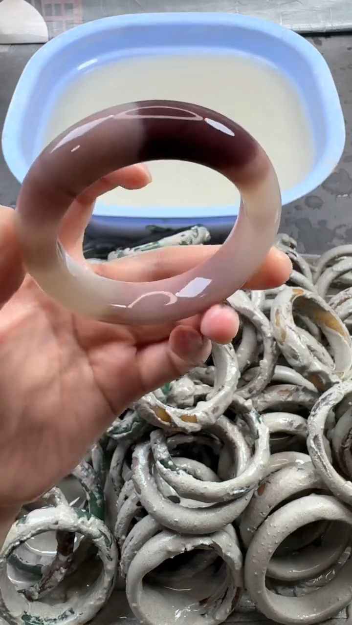石英质玉手镯未镶嵌13