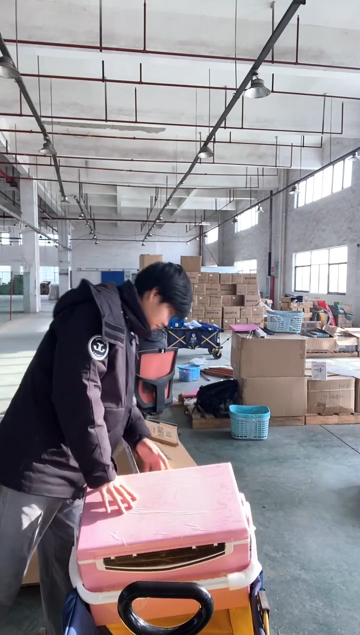 1*7【微瑕】29升钓鱼保温箱四脚升降/宝石蓝 