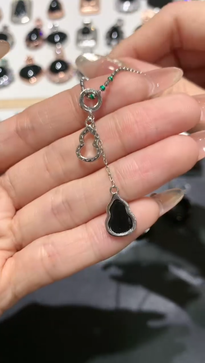 【闪购商品】翡翠吊坠(不含链)银S925镶嵌7多人多样性随机发货1件