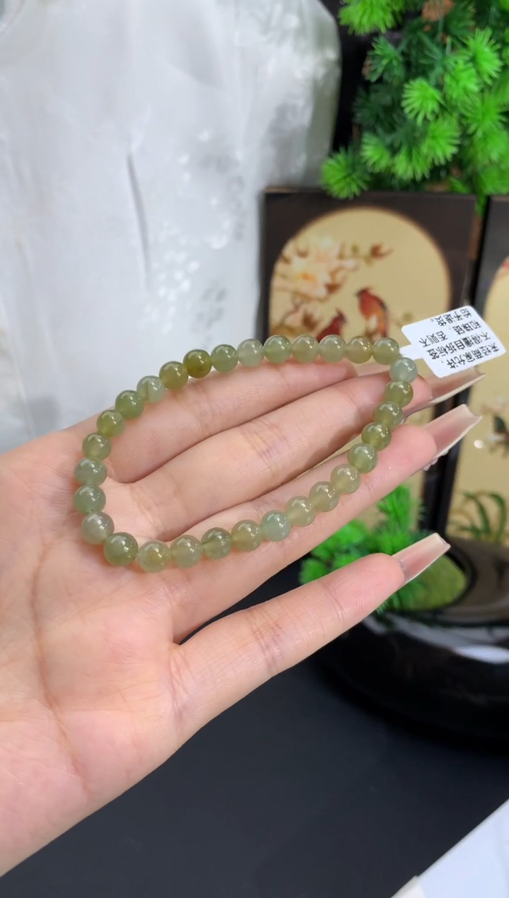 未镶嵌手链翡翠卡6mm（微瑕）