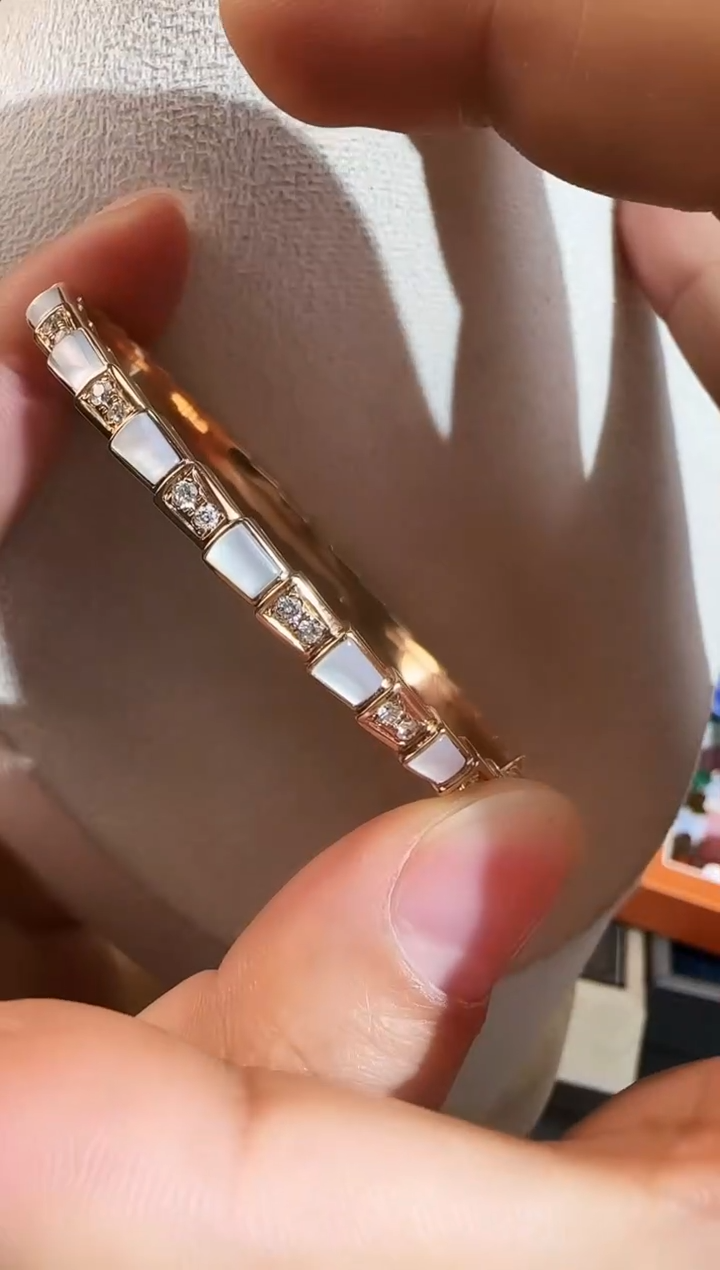 【闪购商品】钻石手镯18K金镶嵌16圈