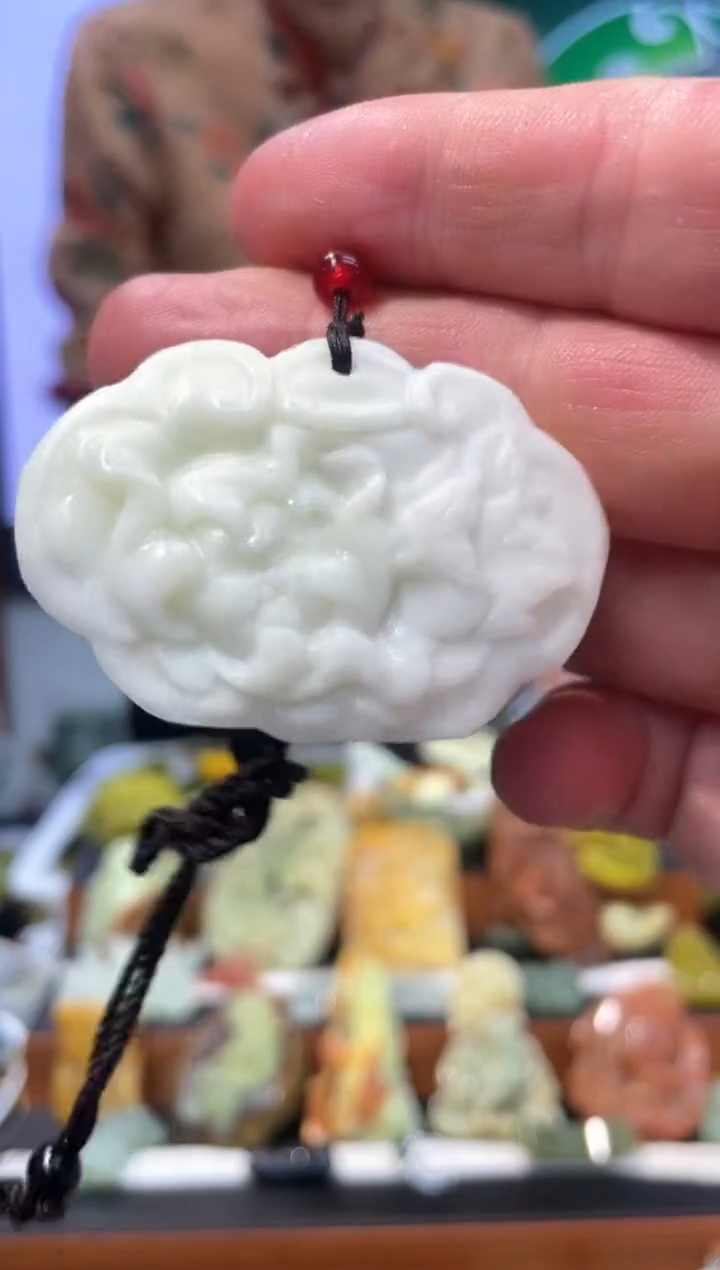 【闪购商品】岫玉吊坠未镶嵌·