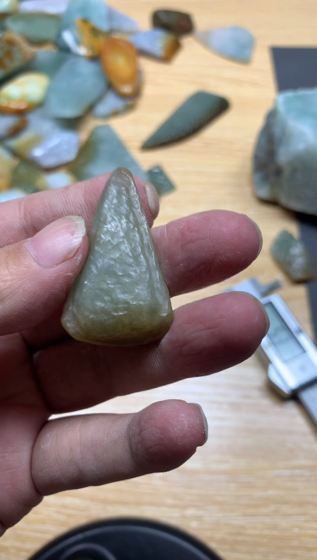 【闪购商品】翡翠颈饰未镶嵌天然翡翠A货