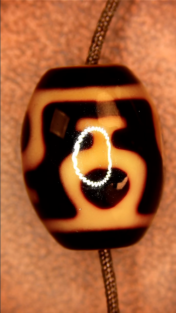 未镶嵌玛瑙/玉髓珠宝半成品放漏黑金四宝瓶达洛天珠12*15