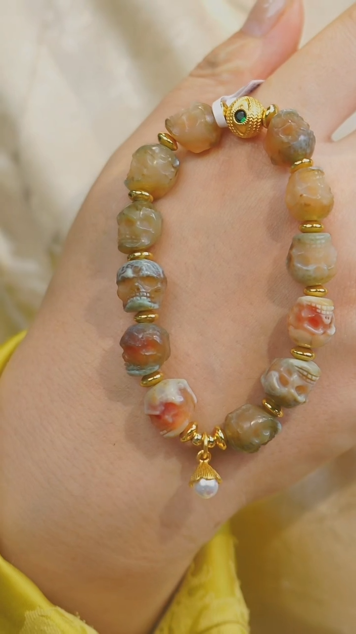 【闪购商品】玛瑙/玉髓手串未镶嵌多样性发其一