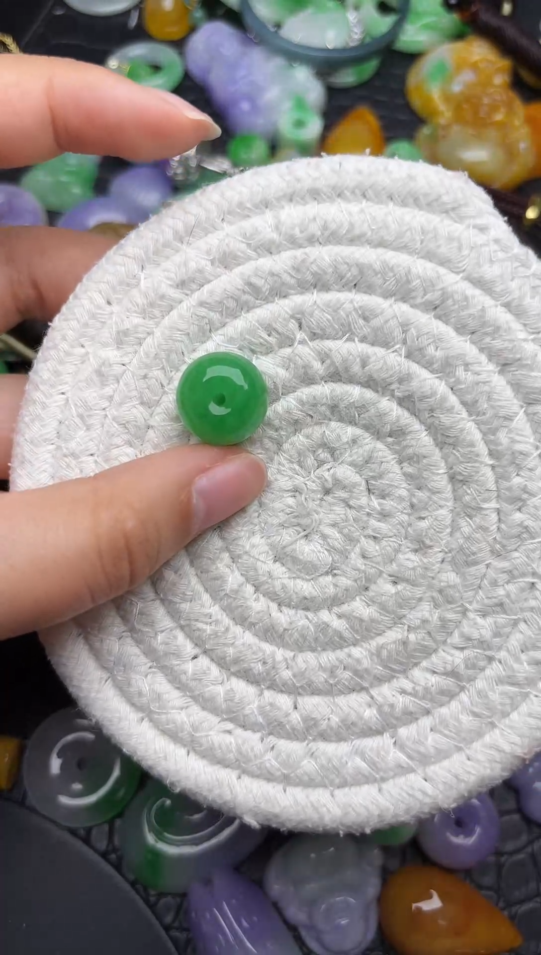 颈饰未镶嵌翡翠缅甸翡翠吊坠