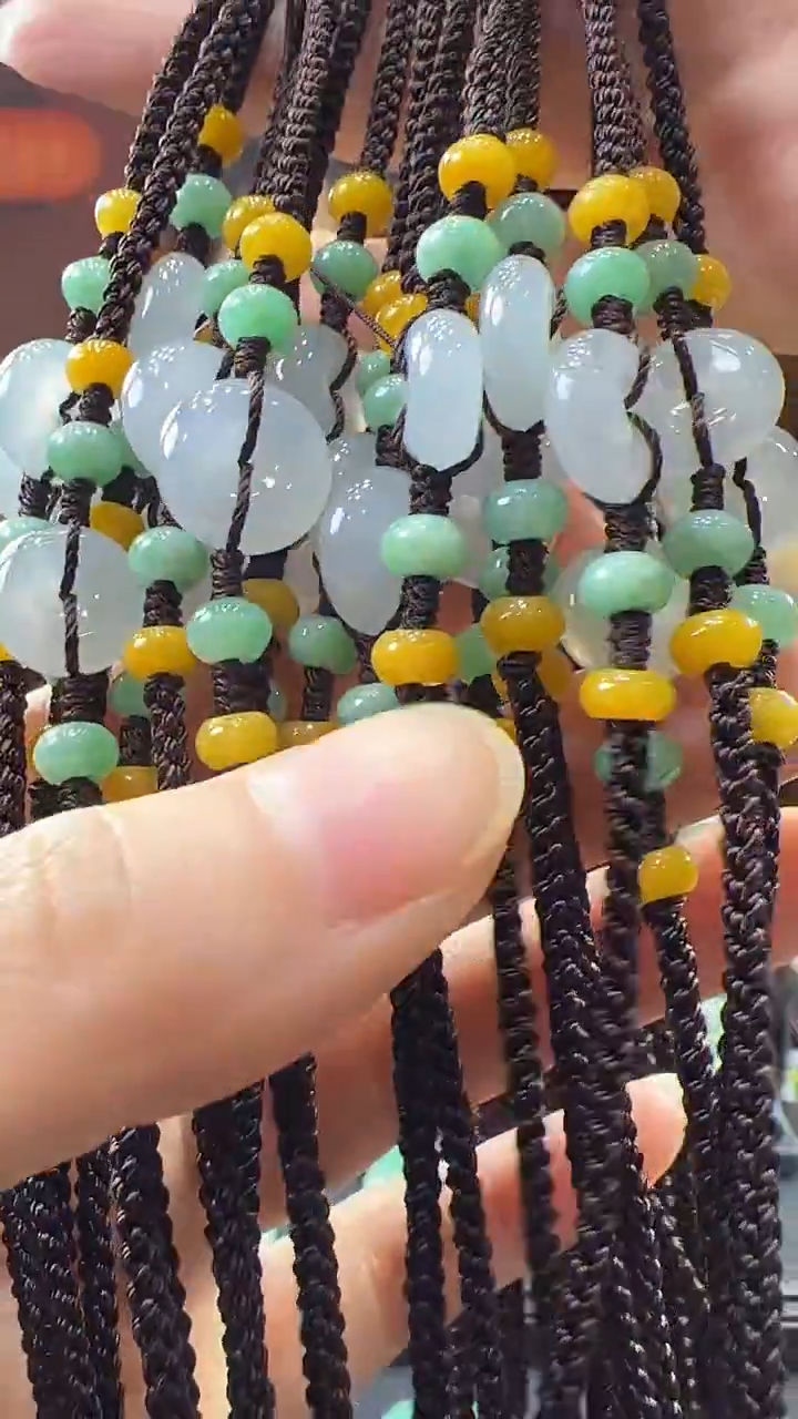 未镶嵌挂件翡翠美背（多样性发其一）