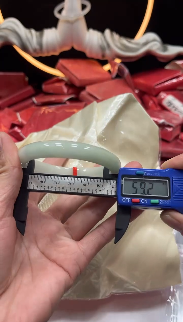 非金属无花花200号手镯59圈口