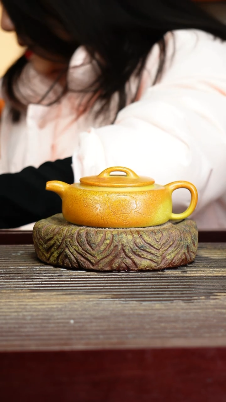 宜兴原矿紫砂壶茶壶宜兴原矿紫砂壶茶壶180C