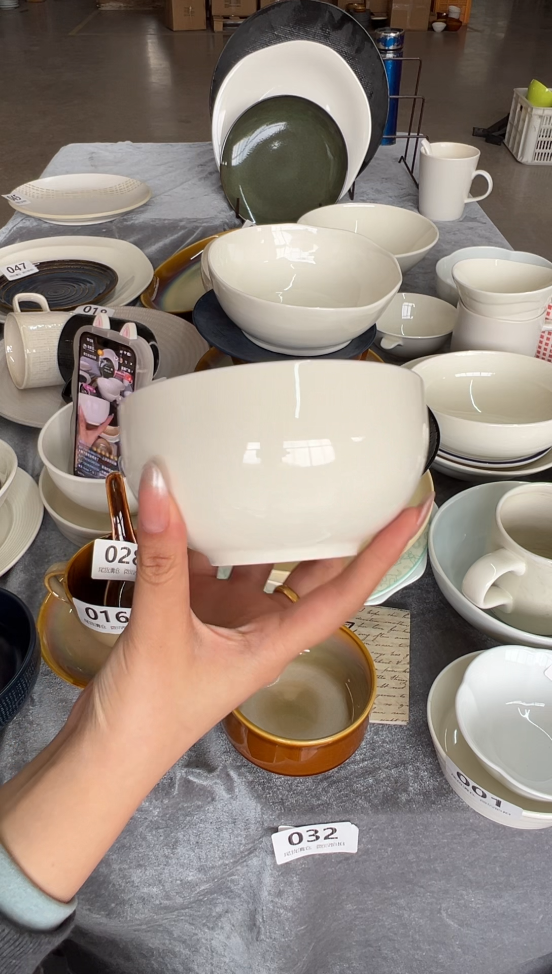 新骨瓷097瑕疵暖白 5 寸米饭碗