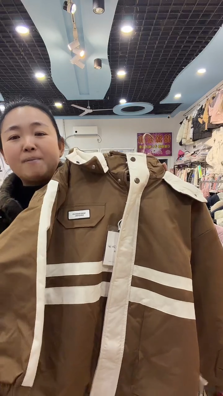 直播间优惠49.9米一件加绒整张棉派克服外套包邮到家(170码)大版