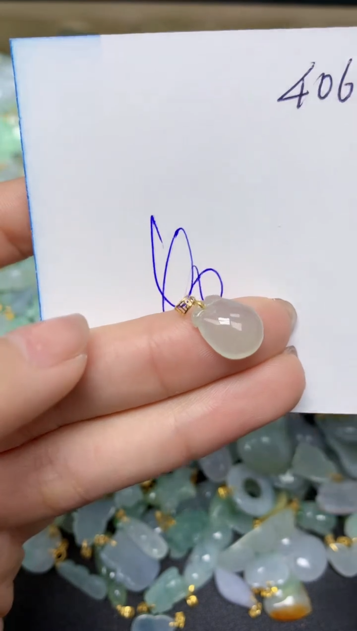 【闪购商品】翡翠颈饰18K金镶嵌天然翡翠A货