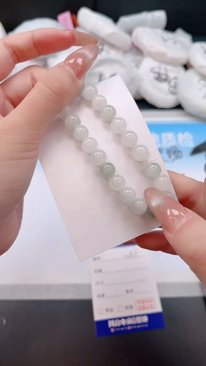 未镶嵌手链石英质玉天山翠手链多样性发