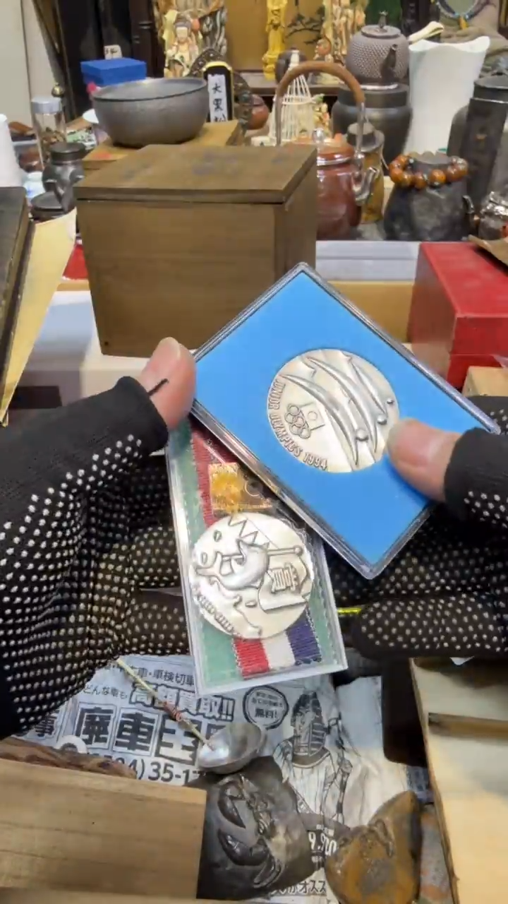 金属中古艺术工艺美术品