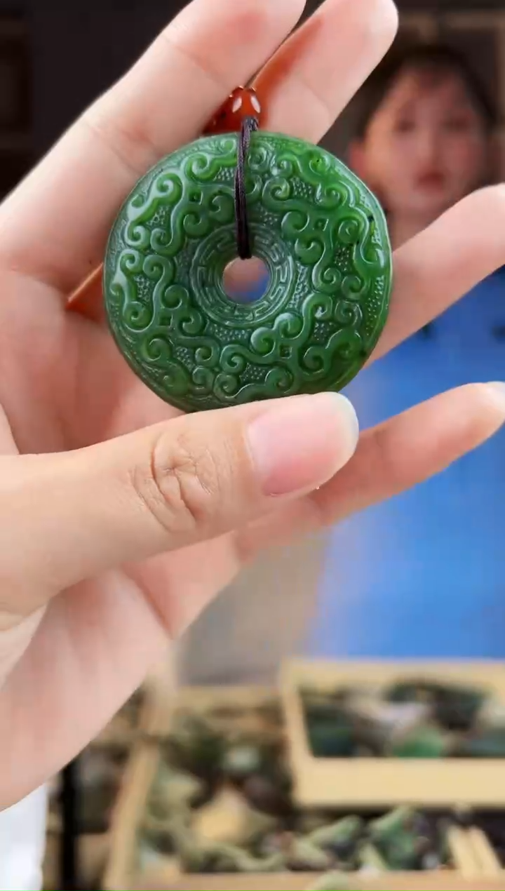 颈饰未镶嵌和田玉拍一发一，多样性发货