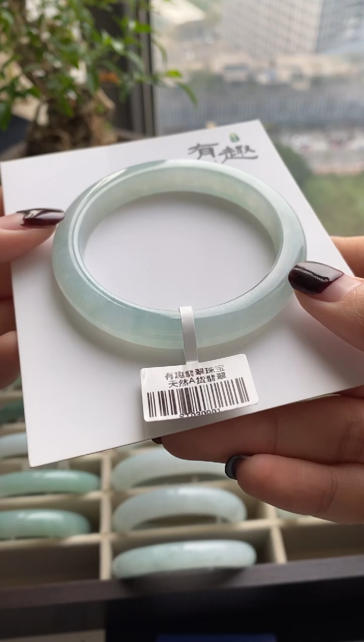 【闪购商品】翡翠手镯未镶嵌53.8正圈