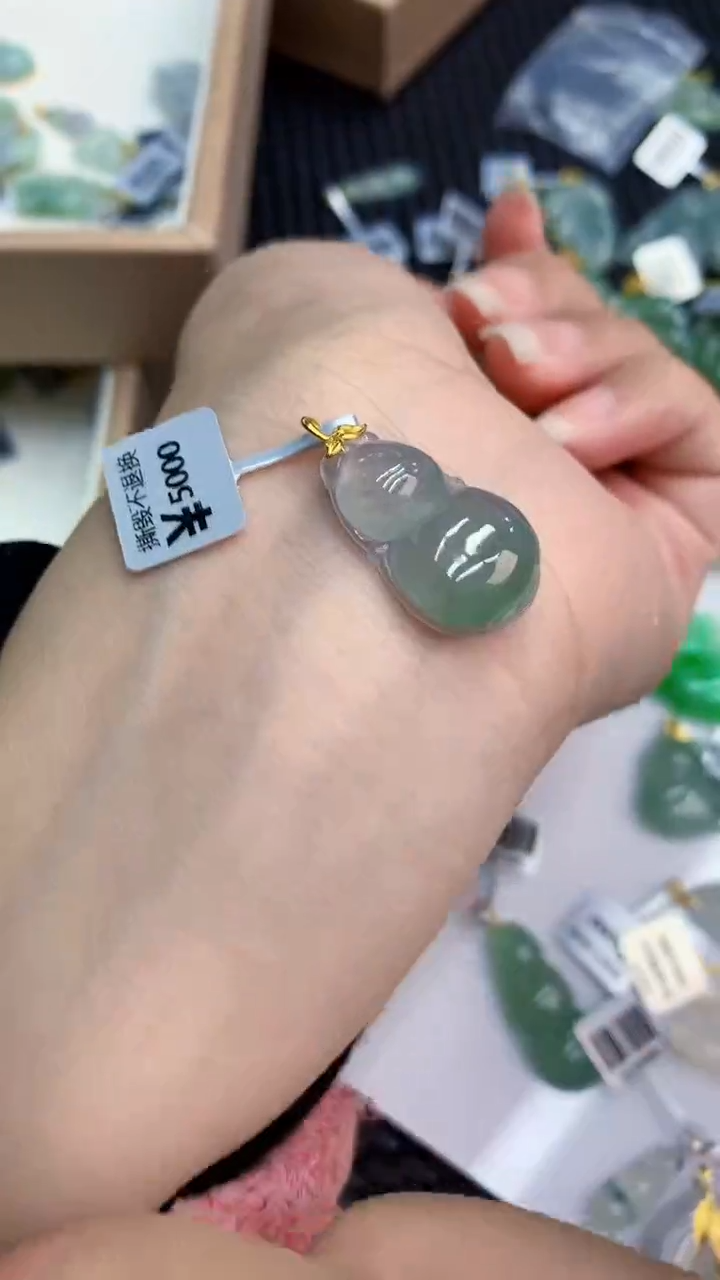 【闪购商品】翡翠颈饰18K金镶嵌000000008