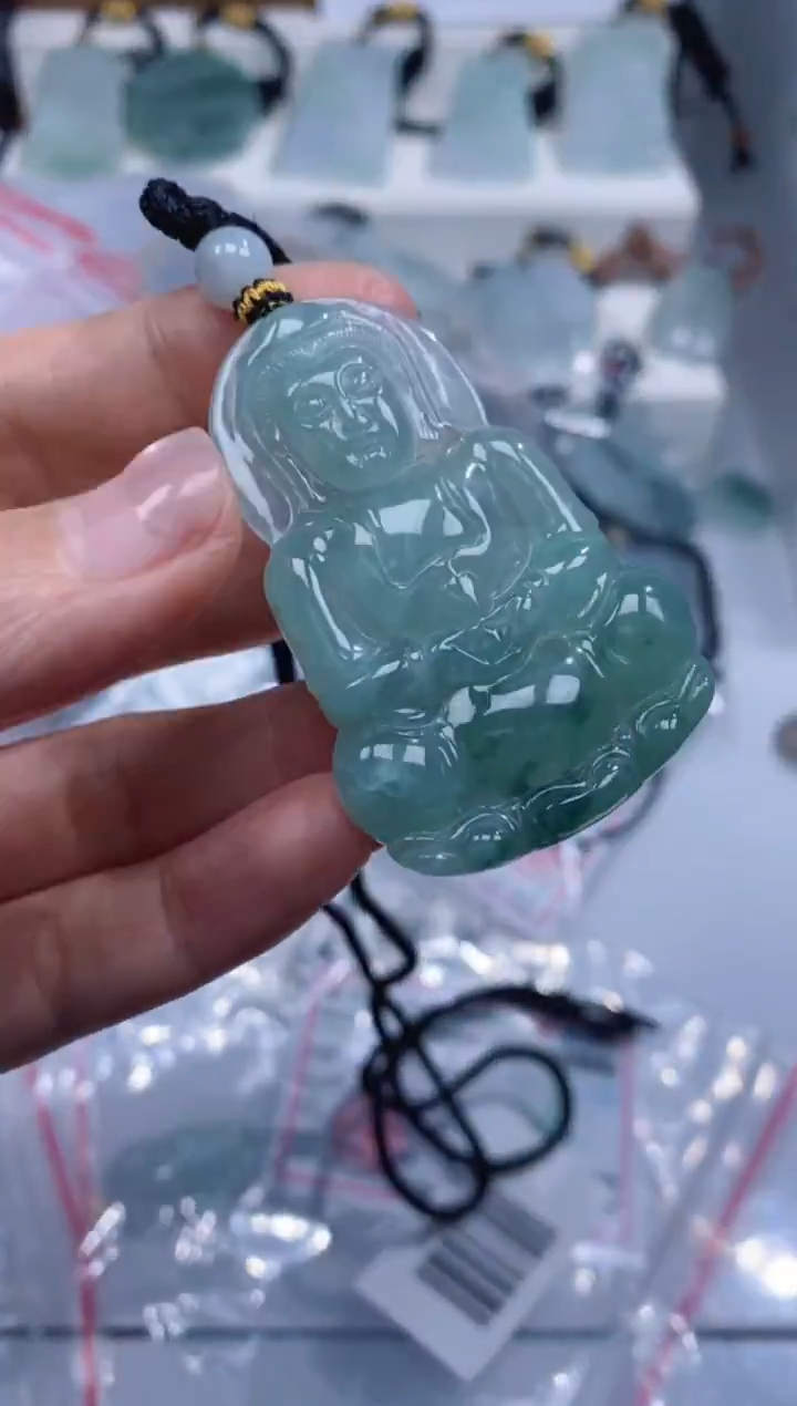 颈饰未镶嵌翡翠吊坠