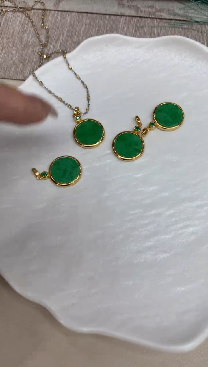 翡翠未镶嵌吊坠(不含链)圆牌 多样性发货1件