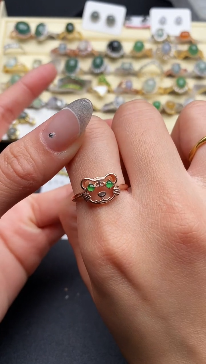 【闪购商品】翡翠戒指银S925镶嵌666666666+10