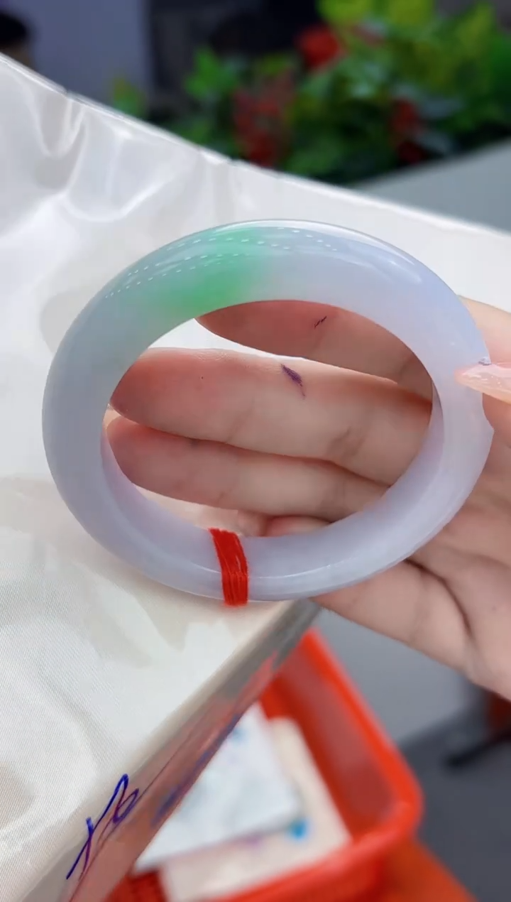 【闪购商品】翡翠手镯未镶嵌翡翠手镯