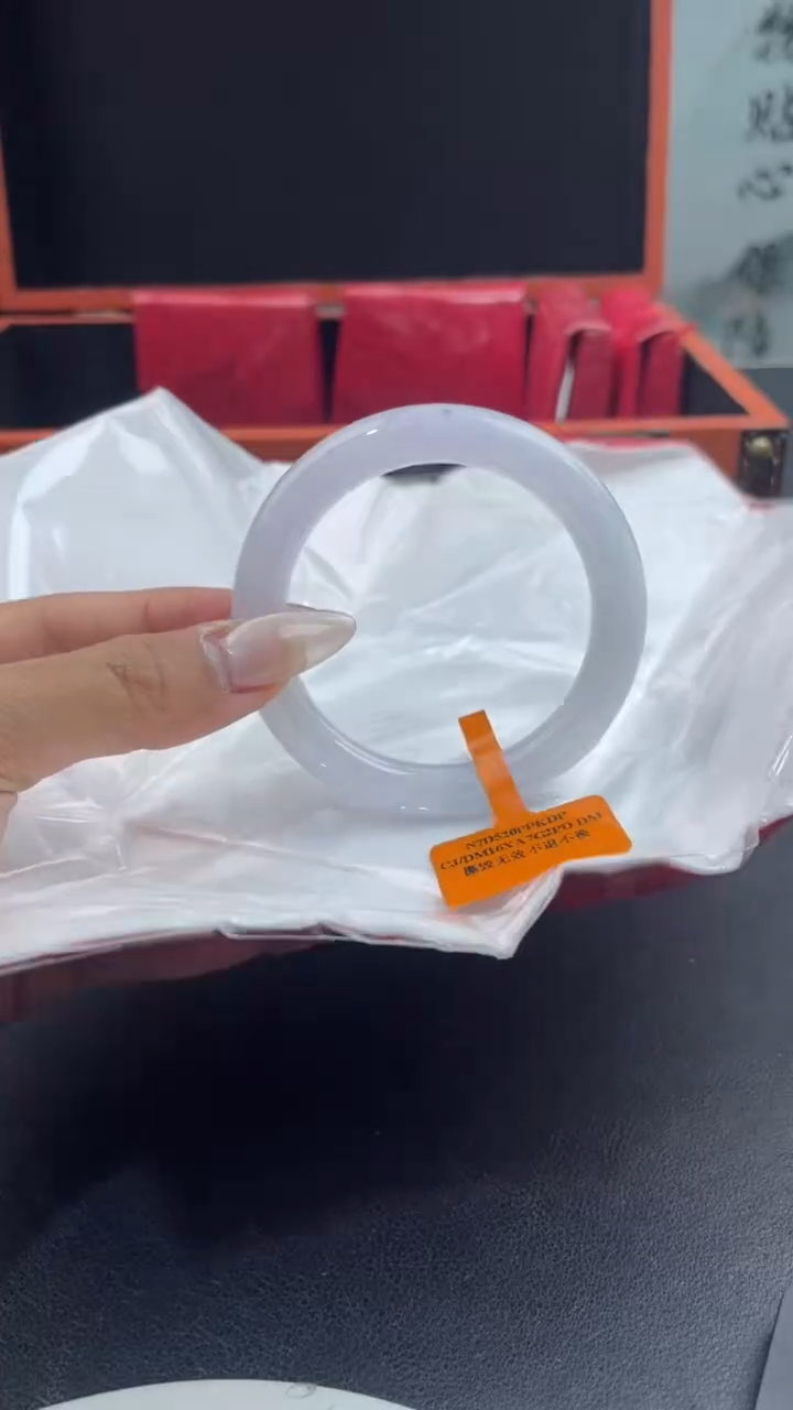【闪购商品】翡翠手镯未镶嵌22翡翠手镯