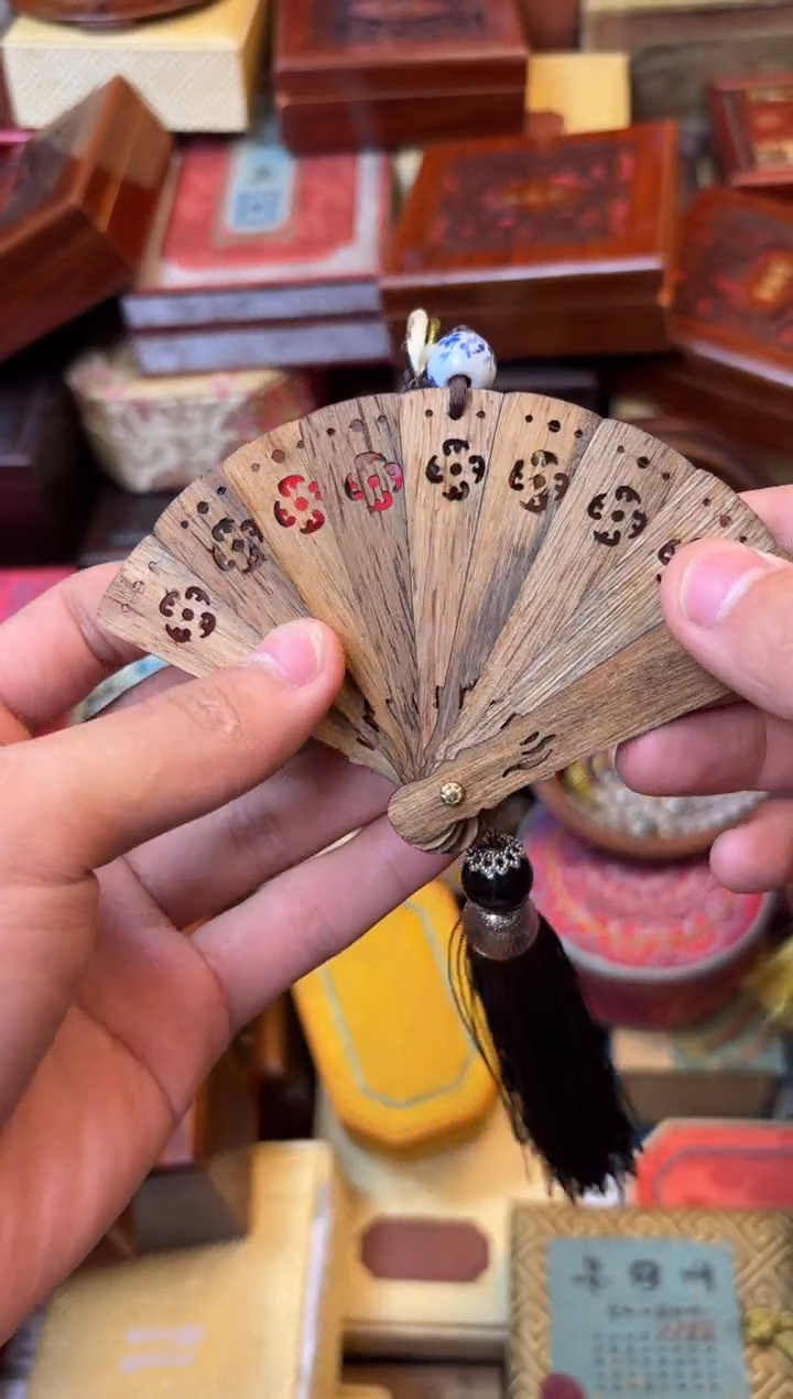 沉香碎屑沉香——————————————22芽庄车挂