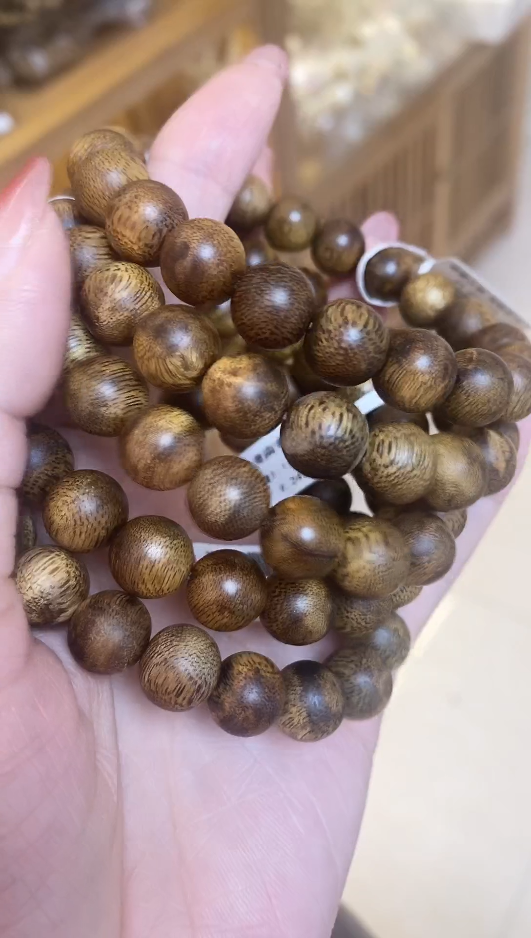 【闪购商品】沉香手串莺歌绿圆珠单圈1.1多样性发其一